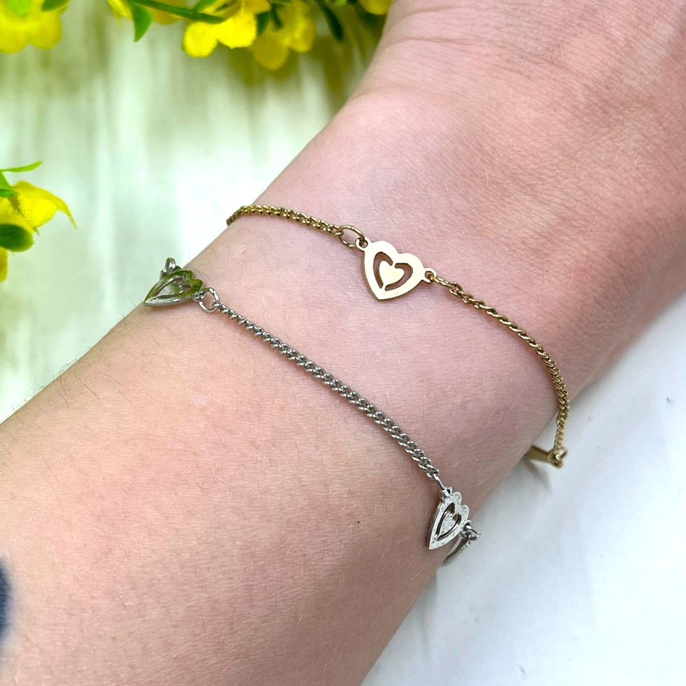 Avon Signed Lot of 2 Heart Bracelets in Gold and Silver Plating